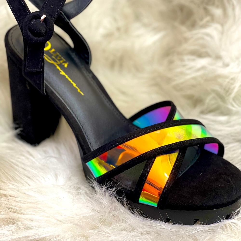 SHORT HEEL
